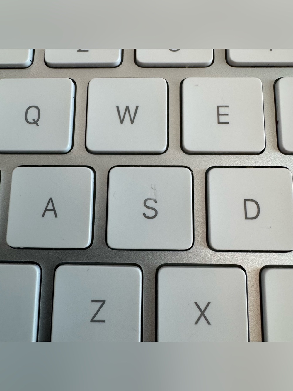 Apple Magic Keyboard - Picture 2 of 5